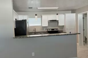 1409 Wishing Well Way, Tampa, FL 33619 - Photo 10