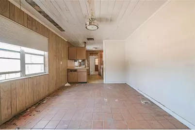 606 S Wiggins Road, Plant City, FL 33566 - Photo 8