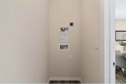 4348 Cambio Gardens Court, Tampa, FL 33610 - Photo 14