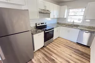 5625 5th St, Zephyrhills, FL 33542 - Photo 16