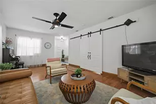 1513 W Meadowbrook Ave, Tampa, FL 33612 - Photo 8