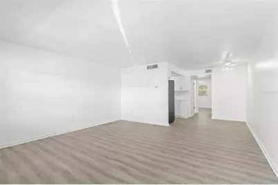 11025 2nd Street E #8, Treasure Island, FL 33706 - Photo 8