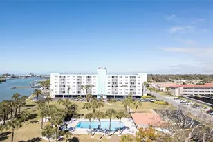 10216 Regal Dr, Largo, FL 33774 - Photo 58
