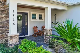 1516 Grandview Dr, Tarpon Springs, FL 34689 - Photo 8