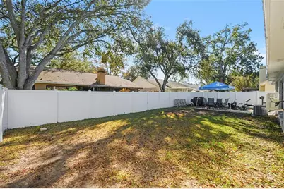 1710 Tallowtree Circle, Valrico, FL 33594 - Photo 30