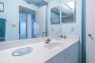 6001 Bahia Del Mar Cir, Saint Petersburg, FL 33715 - Photo 18