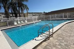 1051 79th Ave N, Saint Petersburg, FL 33702 - Photo 36