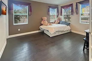 2258 9th Ave N, Saint Petersburg, FL 33713 - Photo 4