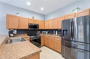 6727 Holly Heath Dr, Riverview, FL 33578 - Photo 4