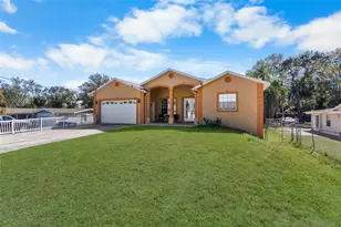 9012 W Flora St, Tampa, FL 33615 - Photo 2