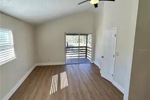 18812 Carr Dr, Lutz, FL 33559 - Photo 8