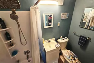 501 E Bay Dr, Largo, FL 33770 - Photo 20