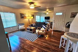 501 E Bay Dr, Largo, FL 33770 - Photo 4