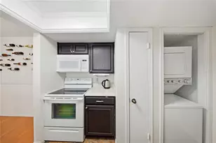 10200 N Gandy Blvd, Saint Petersburg, FL 33702 - Photo 6