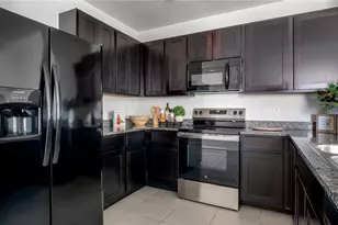 3503 Diamond Leaf Ct, Valrico, FL 33594 - Photo 8