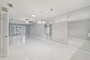 11317 Versailles Ln, Port Richey, FL 34668 - Photo 8