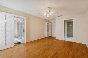 11317 Versailles Ln, Port Richey, FL 34668 - Photo 16