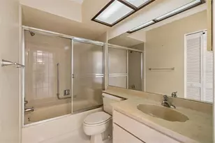 11317 Versailles Ln, Port Richey, FL 34668 - Photo 28