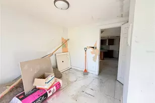 2129 Union St S, Saint Petersburg, FL 33712 - Photo 10