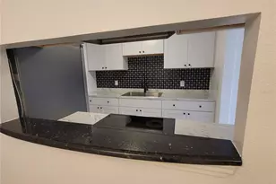 8314 N Marks St, Tampa, FL 33604 - Photo 8