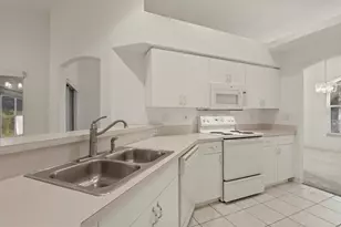 6248 38th St E, Bradenton, FL 34203 - Photo 10