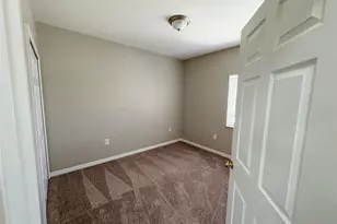 9529 Newdale Way, Riverview, FL 33578 - Photo 10