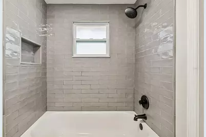 8605 Leighton Drive, Tampa, FL 33614 - Photo 36