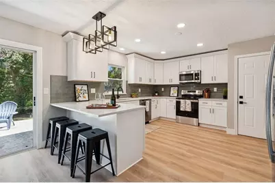 12105 N 53rd Street, Temple Terrace, FL 33617 - Photo 10