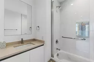 400 Central Ave, Saint Petersburg, FL 33701 - Photo 28