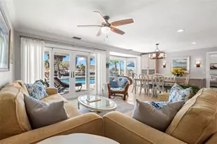 101 Shore Dr, Dunedin, FL 34698 - Photo 12