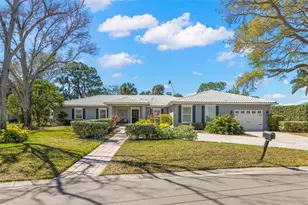 101 Shore Dr, Dunedin, FL 34698 - Photo 14