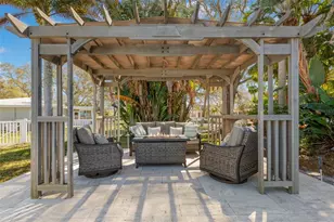 101 Shore Dr, Dunedin, FL 34698 - Photo 54