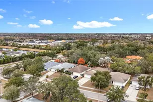 11112 Hidden Breeze Dr, Wimauma, FL 33598 - Photo 38