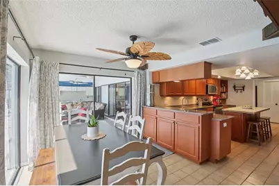 2943 Mayfair Court, Clearwater, FL 33761 - Photo 16
