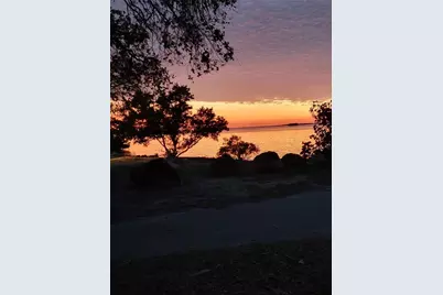 401 Pennsylvania Avenue, Crystal Beach, FL 34681 - Photo 50