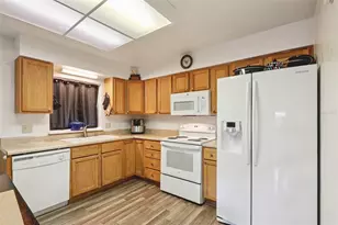 713 Crestwood Dr, Winter Haven, FL 33881 - Photo 8