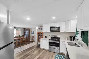 1934 Blue Lake Dr, Lakeland, FL 33801 - Photo 8