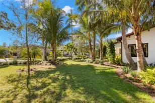 815 15th Ave NE, Saint Petersburg, FL 33704 - Photo 88