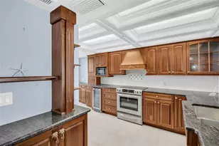 17900 Gulf Blvd, Redington Shores, FL 33708 - Photo 8