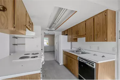 3717 Southview Drive, Brandon, FL 33511 - Photo 2