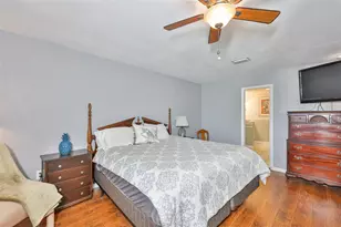 318 Fairside Ct, Sun City Center, FL 33573 - Photo 24