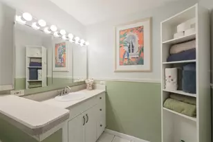 318 Fairside Ct, Sun City Center, FL 33573 - Photo 26