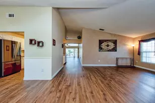 1304 Gangplank Dr, Valrico, FL 33594 - Photo 2