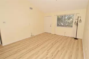 10265 Gandy Blvd N, Saint Petersburg, FL 33702 - Photo 18