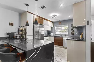 10021 N 53rd St, Temple Terrace, FL 33617 - Photo 10