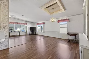 3836 William Hume Dr, Zephyrhills, FL 33541 - Photo 6