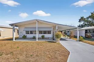 3836 William Hume Dr, Zephyrhills, FL 33541 - Photo 1