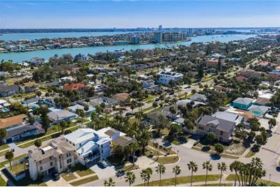 879 Eldorado Avenue, Clearwater Beach, FL 33767 - Photo 54