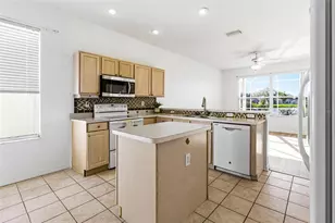 5512 47th Ct E, Bradenton, FL 34203 - Photo 10