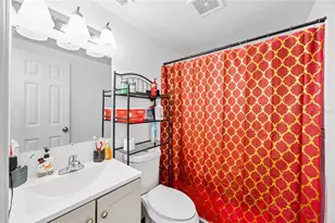 1015-1017 58th Ave Dr E, Bradenton, FL 34203 - Photo 18